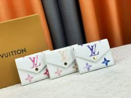 Picture of Louis Vuitton Wallets _SKUfw221093994fw